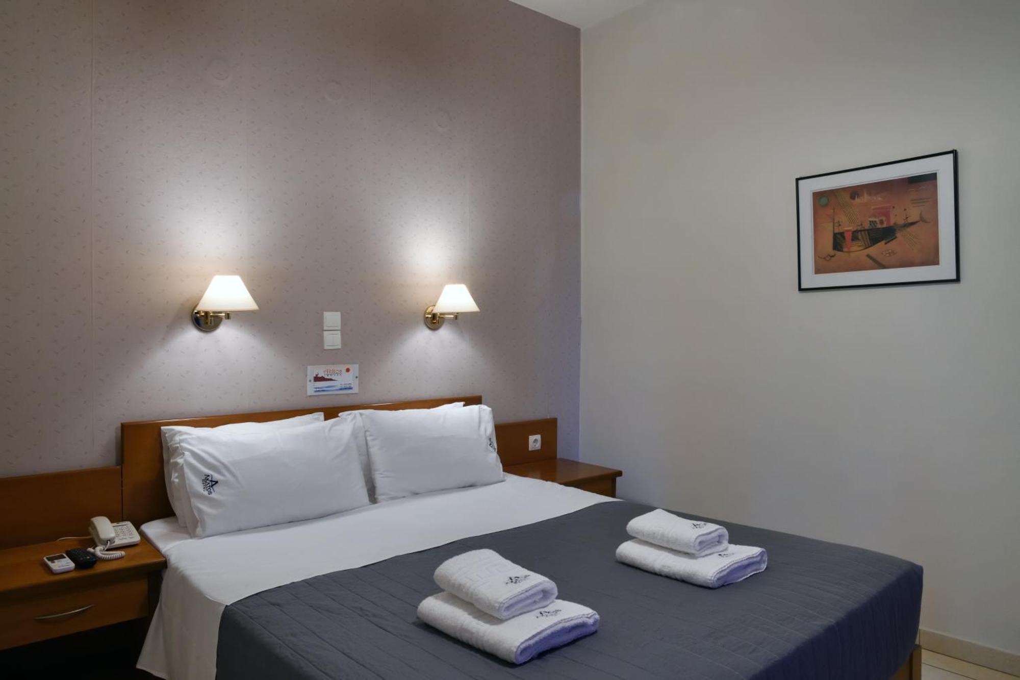 Akatos Hotel Agia Marina Eksteriør bilde