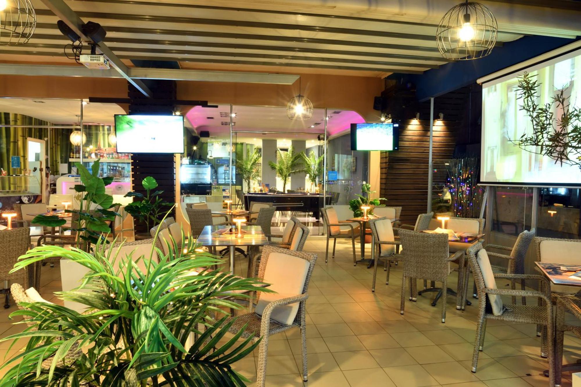 Akatos Hotel Agia Marina Eksteriør bilde